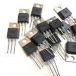 MAC223A8 TRIAC BY MOTOROLA